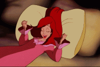 Ariel-Ready-To-Go-To-Sleep-In-The-Little-Mermaid.gif